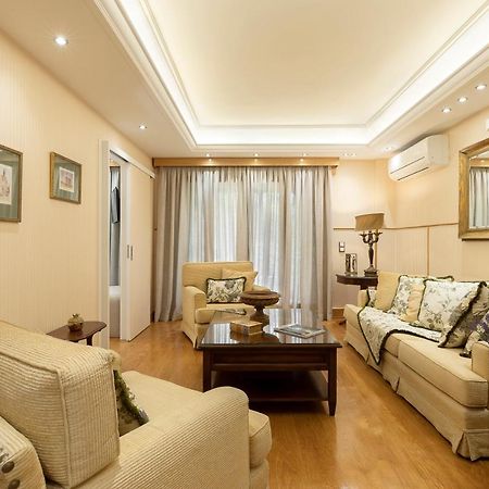Vouliagmeni'S Elegance By Acropolis Suites Атина Екстериор снимка