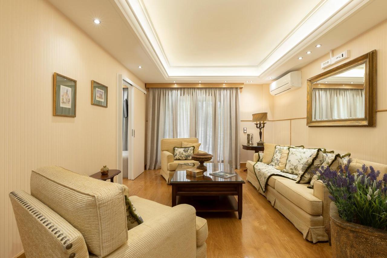 Vouliagmeni'S Elegance By Acropolis Suites Атина Екстериор снимка